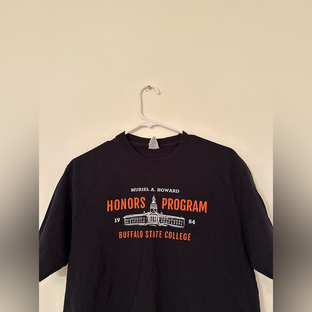 BUFFALO STATE HONORS PROGRAM TEE